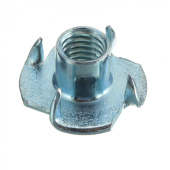 Гайка врезная